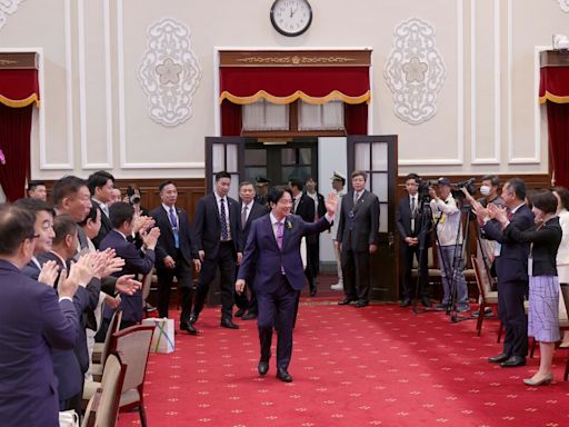 賴清德宴請日本國會議員 他帶安倍晉三手錶來台祝福