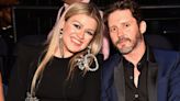 Kelly Clarkson’s ex-husband Brandon Blackstock ordered to repay her over $2.6 M