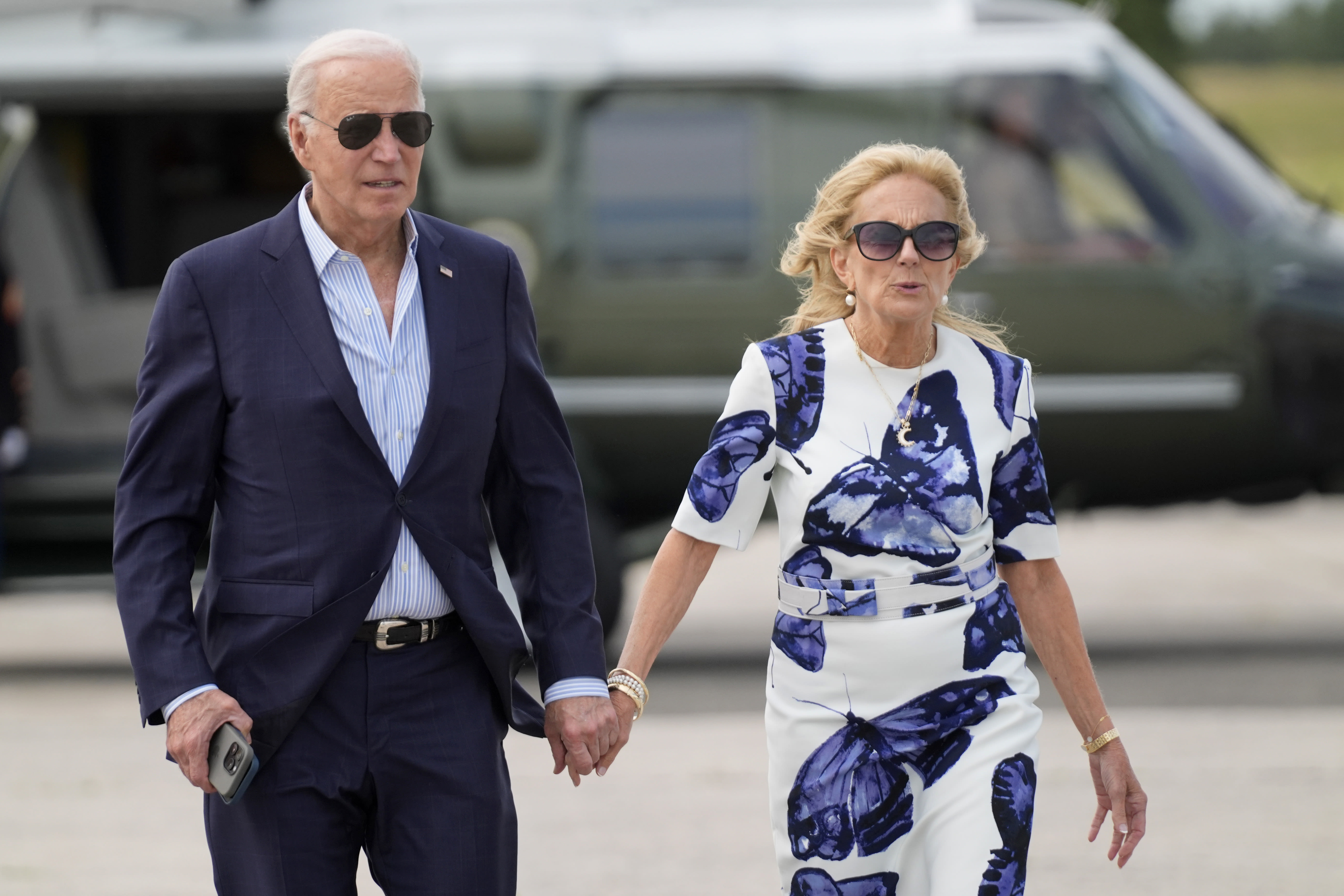 Biden allies rally behind him with a public show of support as he spends family time at Camp David