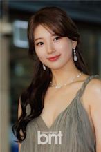 Suzy (singer)