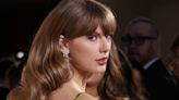 Taylor Swift Pairs Her Upscale Evening Gown With an Affordable Necklace