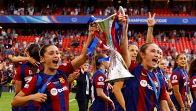Barcelona beat Lyon 2-0 to win second straight Women's Champions League