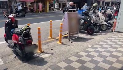 獨家／知名炸雞店前道路放4防撞桿 騎士經過不敢停