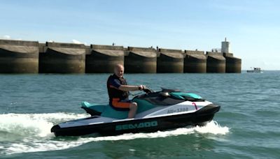 Sir Ed Davey jet skis into ‘very excited’ Lib Dem conference