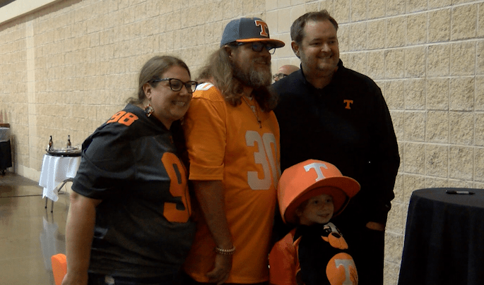 Big Orange Caravan draws top-notch crowd in Kingsport