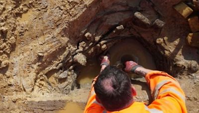 Misterioso hallazgo en Inglaterra: los arqueólogos encontraron un “pozo de madera” de la Edad de Bronce