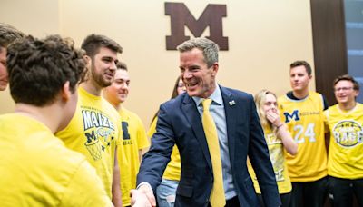 Michigan Basketball News: May's Maize and Blue Pick-and-Roll Era Begins