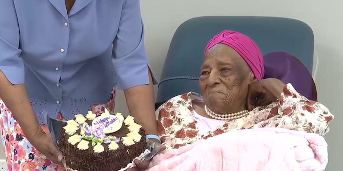 Mississippi woman celebrates 108th birthday surrounded by family
