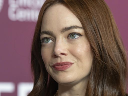 El sospechoso vídeo de Emma Stone que desvelaría que lleva peluca