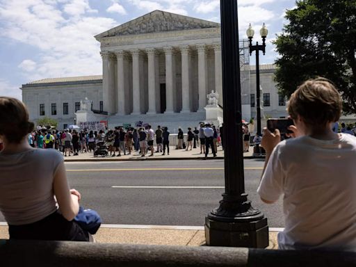 US Supreme Court rules in favor of January 6 rioters - ET LegalWorld