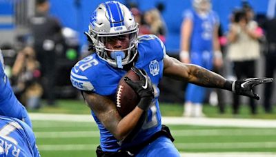 Lions RB coach wants to see Jahmyr Gibbs take the next step as a pass-catcher, do more in the slot