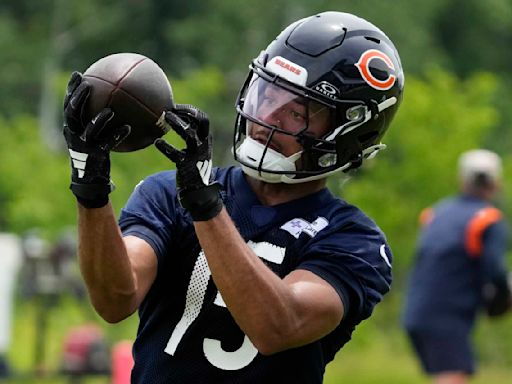 Bears agree to deal with quarterback Caleb Williams, AP source says; receiver Rome Odunze signed