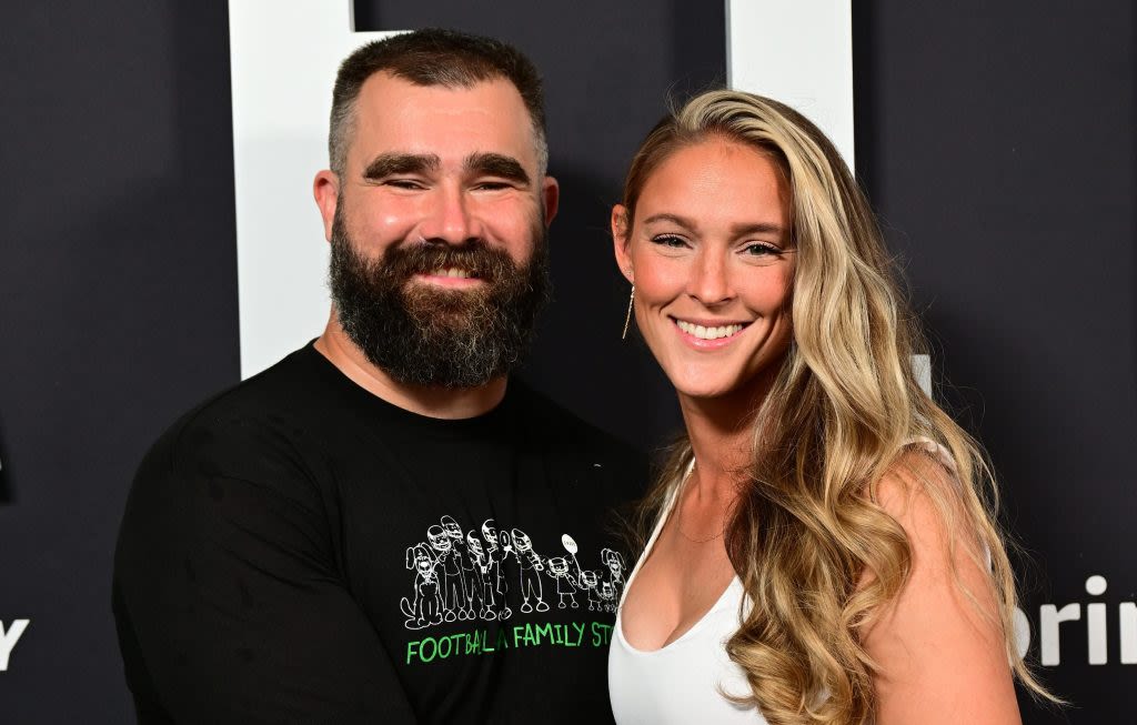Jason Kelce defends his wife and their ‘messy’ home