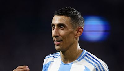 El contratiempo que complica a Argentina para realizar el controvertido homenaje a Ángel Di María contra la Roja - La Tercera