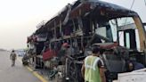 18 killed as bus rams into milk tanker on Agra-Lucknow Expressway near Unnao, leaves 19 injured