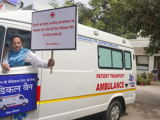 BJP’s Vijay Goel takes ambulance to Kejriwal’s residence to ‘run tests’