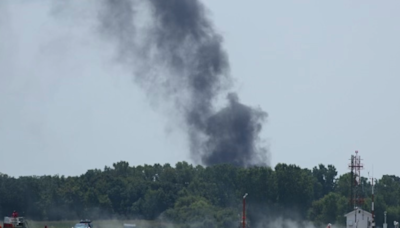 Fatal plane crash near Oshkosh EAA AirVenture; two confirmed dead