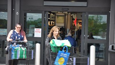 Shoppers offer their first impressions of Meijer's new Alliance, North Canton stores