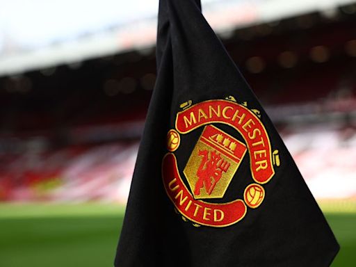 Manchester United reports wider quarterly loss in tough season