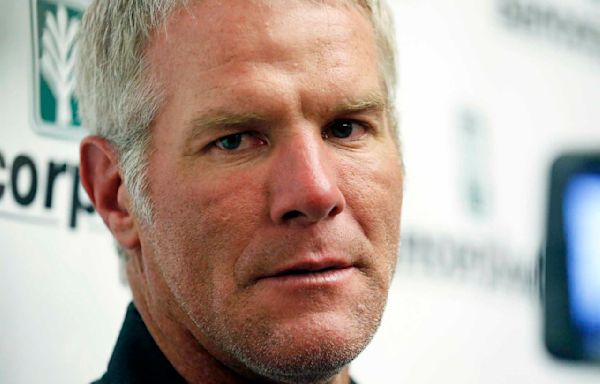 Brett Favre is asking an appeals court to reinstate his defamation lawsuit against Shannon Sharpe