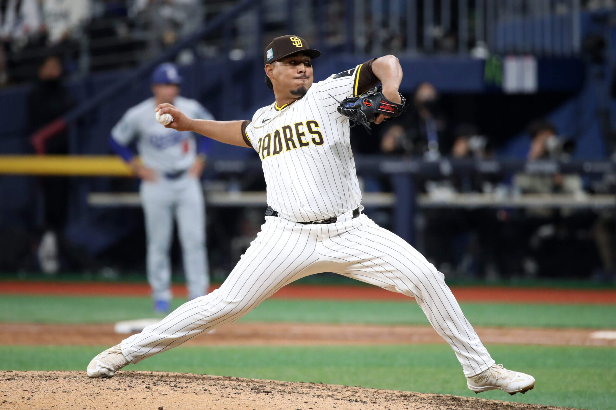 Bullpen report: The rise of Jeremiah Estrada, the fall of Jhoan Durán, updated saves rankings and more