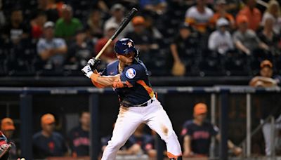 Astros rookie Pedro León's jersey number a fond one for fans