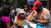 Tacos de canasta, el manjar callejero que todos han disfrutado alguna vez en México