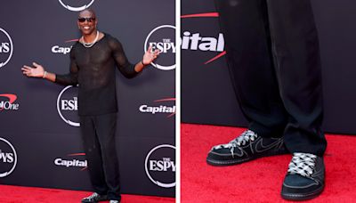 Terrell Owens Wears Travis Scott’s Air Jordan 1 Low ‘Phantom’ Sneaker to the ESPYs