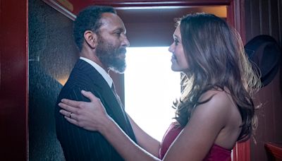 Mandy Moore Looks Back on a Ron Cephas Jones ‘This Is Us’ Scene That Holds New Meaning
