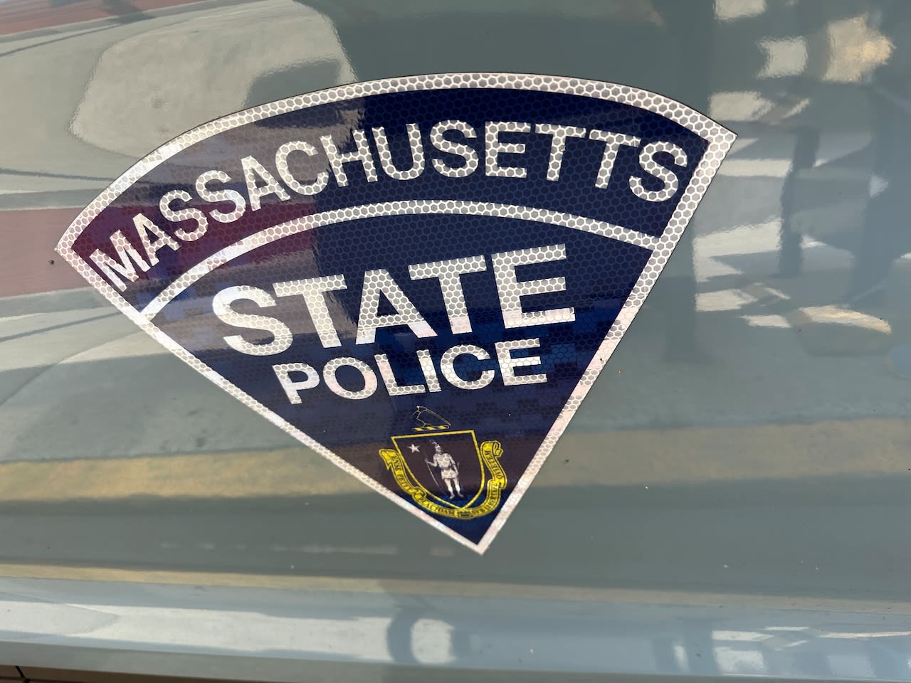 2 killed, 3 hurt in rollover crash on I-195 in Mass.