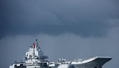 中共遼寧艦首次進入日本毗連區 日方監視 | 中共航母 | 大紀元