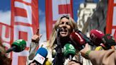 Díaz critica que el PP está "desnortado" y prosigue su deriva de deslegitimación con su manifestación contra Sánchez