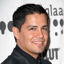 Jay Hernandez