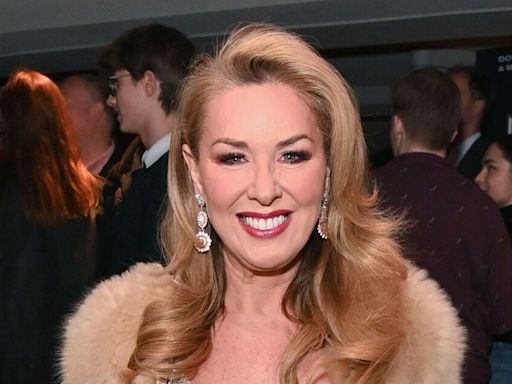 Corrie's Claire Sweeney inundated with support after detailing painful condition