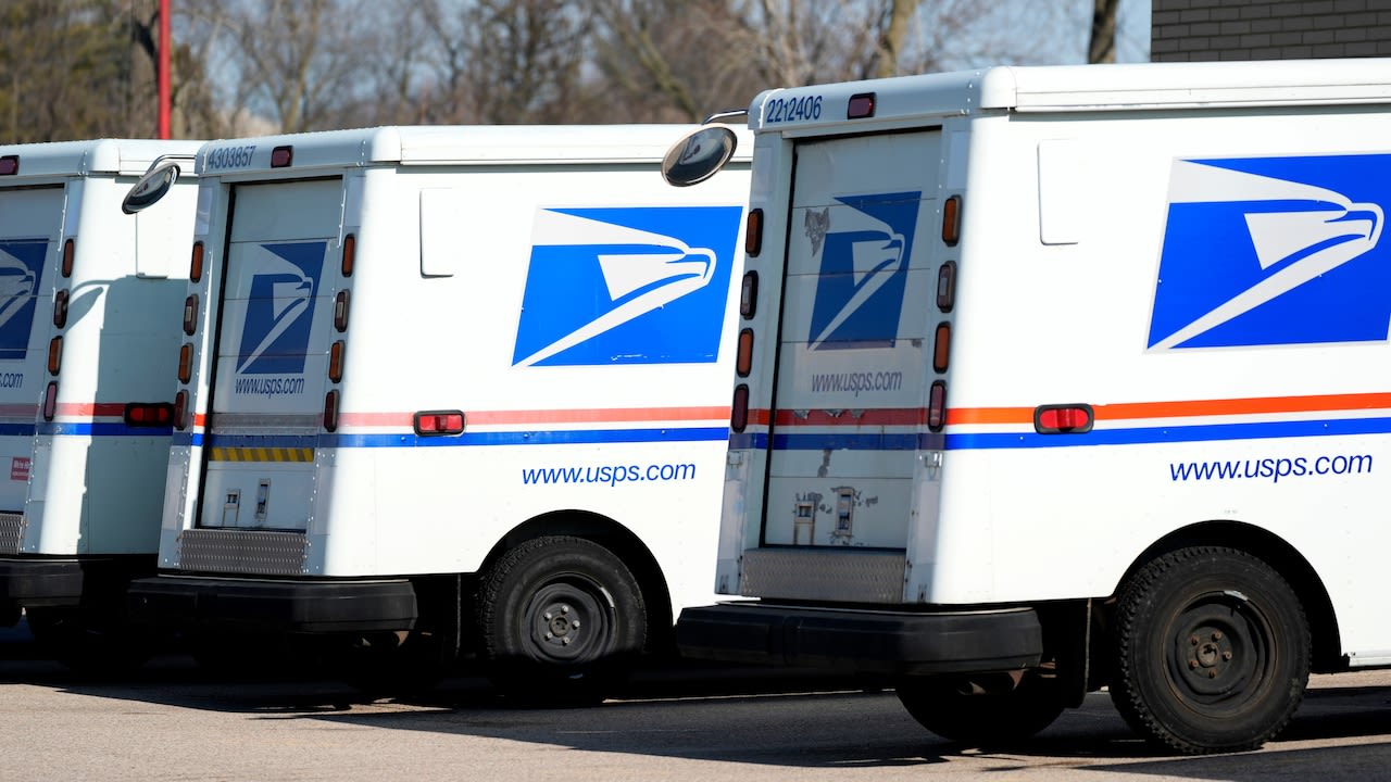 Will mail run today? Is post office open on Juneteenth (June 19, 2024)?