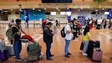 Disposición de venta de pasajes aéreos en dólares generó zozobra - El Diario - Bolivia