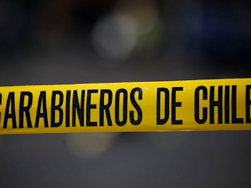 Un fallecido y un herido dejan dos balaceras ocurridas en el sector de La Vega Central en Recoleta - La Tercera