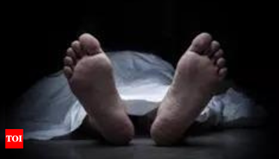 Teen axes sister to death for talking to a boy | Varanasi News - Times of India