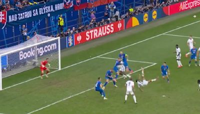 Jude Bellingham Rescues England With Puskas-Tier Bicycle Goal vs. Slovakia