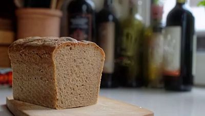 Bread doesn't go mouldy for 14 days if stored in an unexpected place