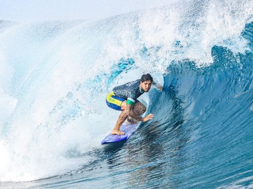 Olimpíadas 2024: Entenda por que Gabriel Medina é favorito, e Filipe Toledo corre por fora em Teahupoo