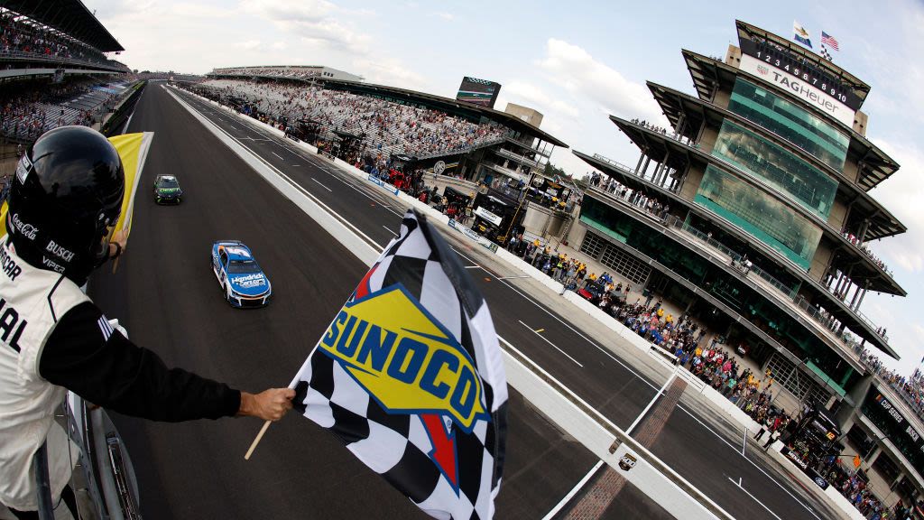 Brickyard 400 Results, Notebook: Passing No Problem for Kyle Larson at Indianapolis