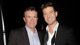 Robin Thicke Performs ‘Growing Pains’ Theme to Honor Late Father Alan Thicke