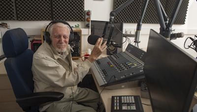 Great-grandfather who has local radio show reckons he's oldest DJ in Britain
