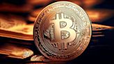 Bitcoin lucha por sostenerse arriba de los 63.000 USD