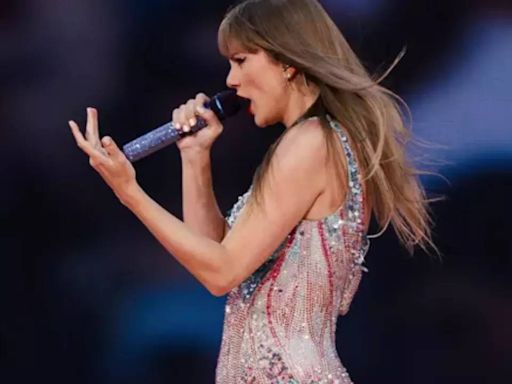 Taylor Swift gets emotional in Liverpool as fans cheer after Joe Alwyn discusses breakup - Times of India