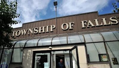 Falls Police union paid $2,300 as 'token of sympathy.' It wants money back from ex leaders