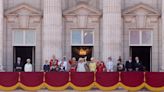 Buckingham Palace opens room with famous balcony to visitors