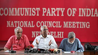 CPI meet sees divergent voices over contest in Wayanad