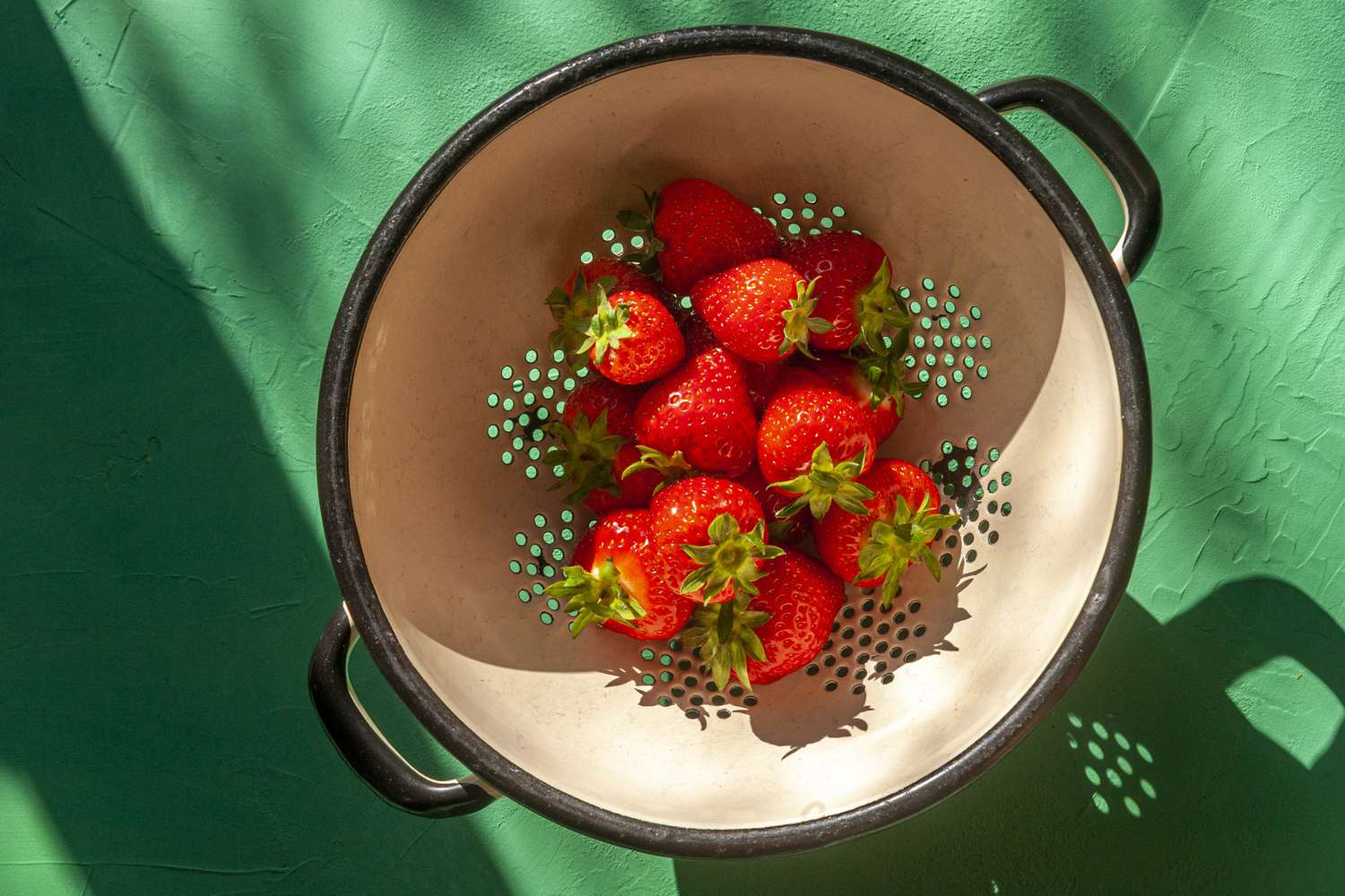 How to Keep Strawberries Fresh for Up to a Week